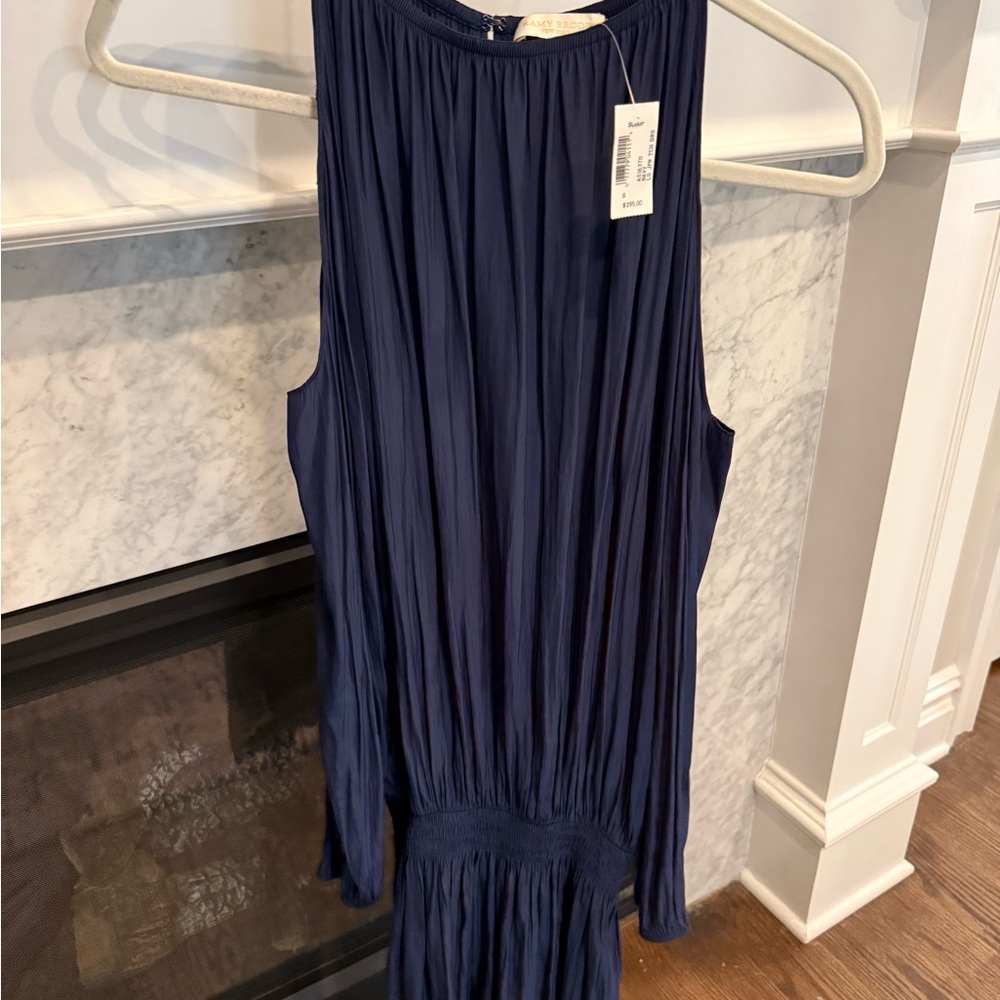 Elegant Navy Sleeveless Dress